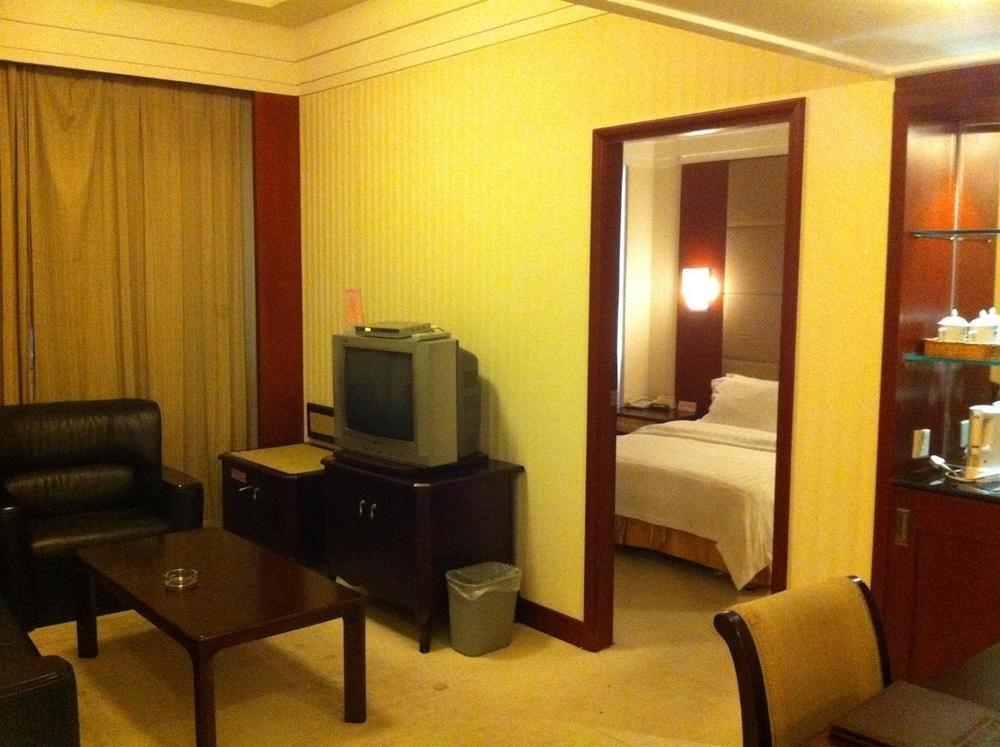 Beilingju Hotel Шеньчжень Екстер'єр фото